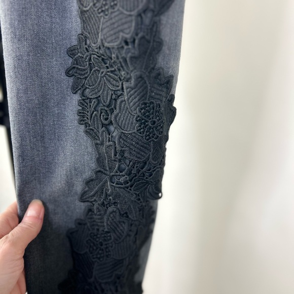 ⭐️SALE⭐️ Ricki’s - jeans - Picture 2 of 7